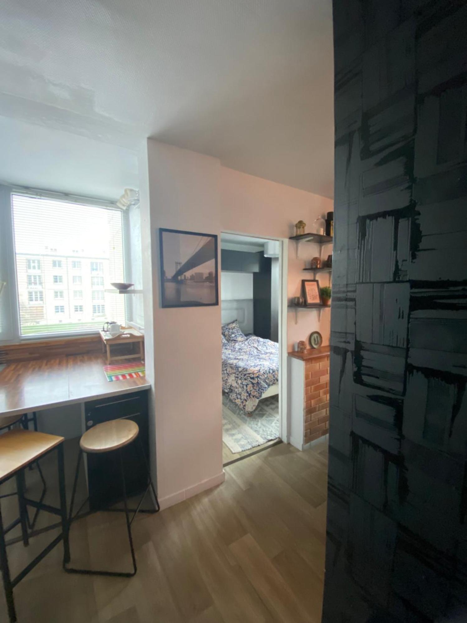 Bel Appartement Spacieux ,Convivial De 3 Chambres Avec Parking Prive Secure Caen Exterior foto